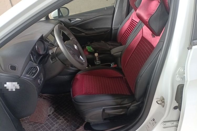 Used Buick Verano 2018 Hatchback 15S Automatic Leading Model Left Front Seat