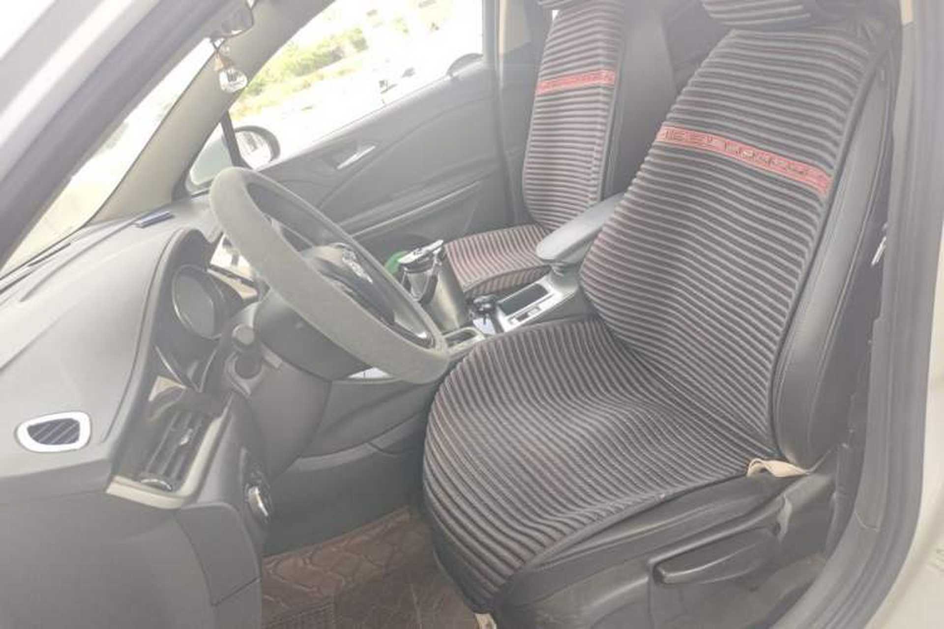 Used Buick Verano 2018 Sedan 20T Dual-Clutch Leading Model Left Front Seat