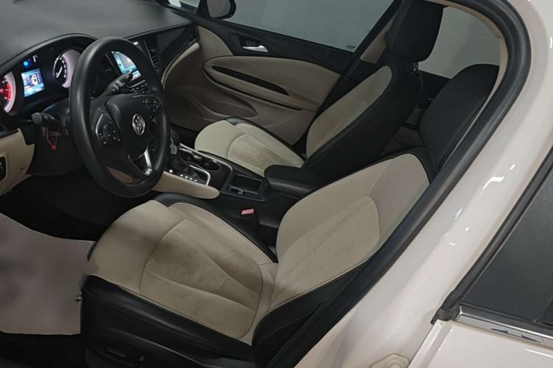 Used Buick Verano 2018 Sedan 15S Automatic Leading Model Left Front Seat