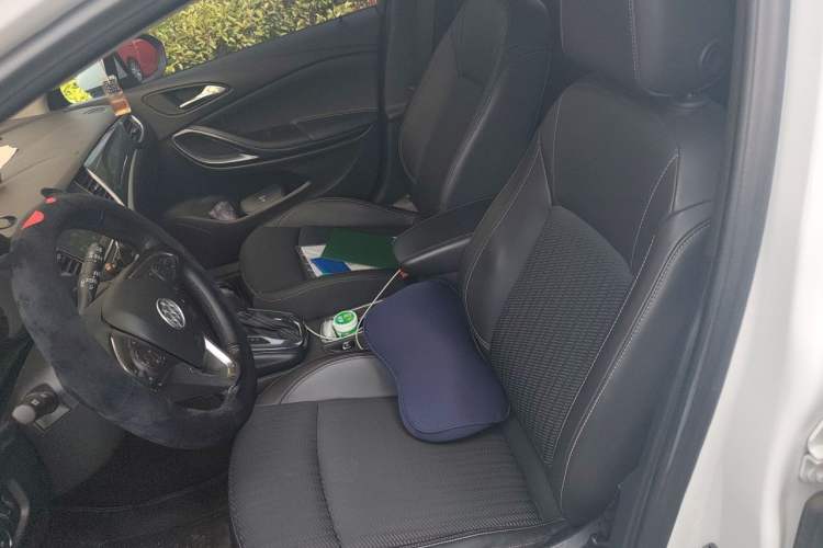Used Buick Verano 2018 Hatchback 15S Automatic Leading Model Left Front Seat