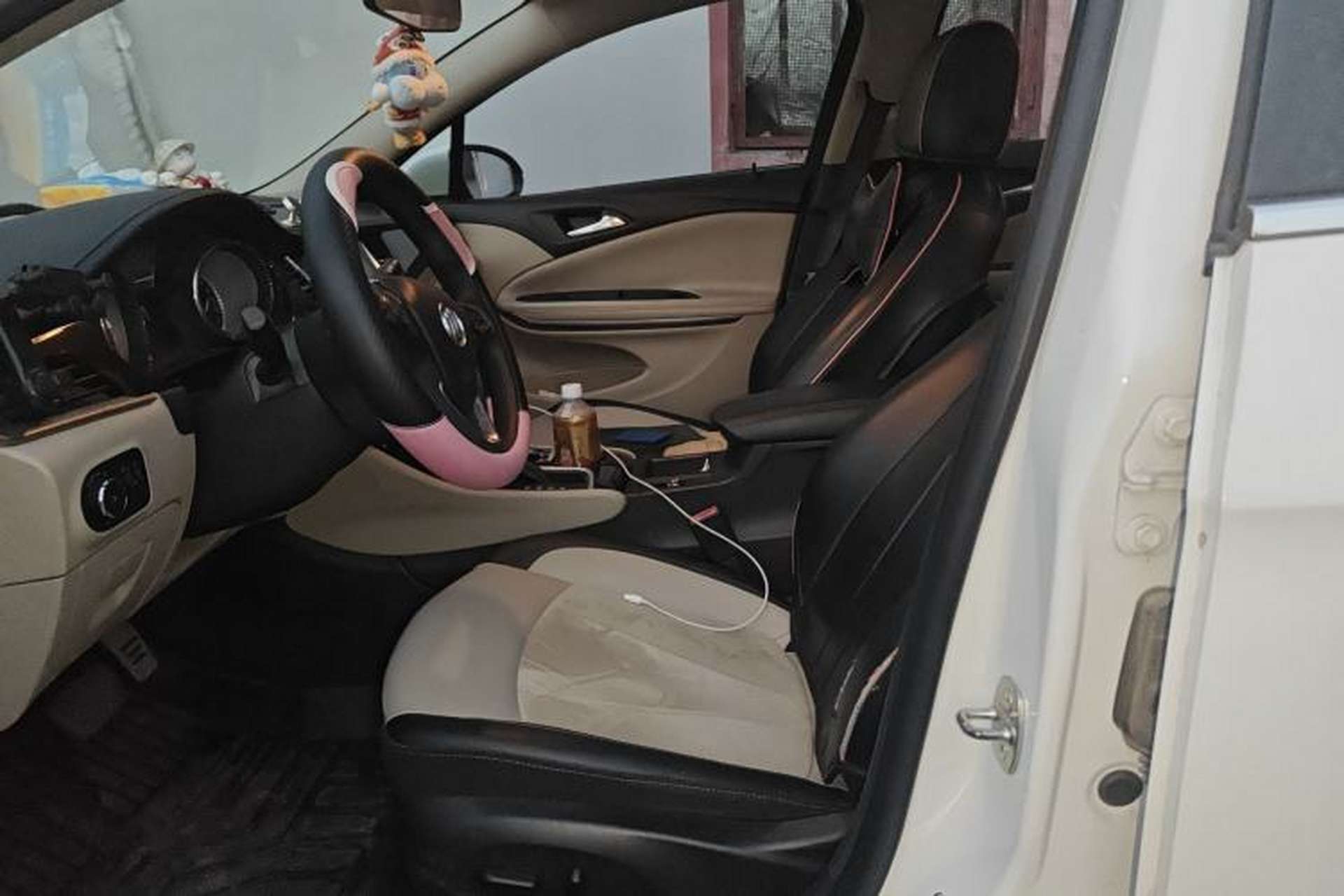 Used Buick Verano 2018 Sedan 15S Automatic Leading Model Left Front Seat