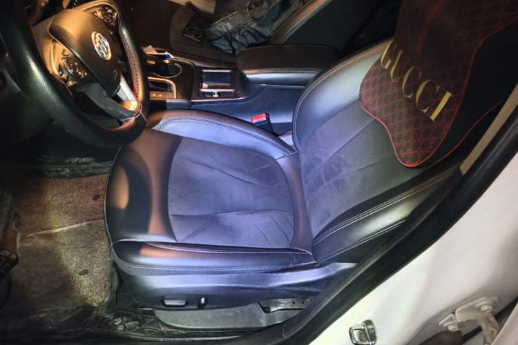 Used Buick Verano 2018 Sedan 20T Dual-Clutch Elite Model Left Front Seat