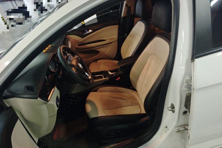 Used Buick Verano 2018 Sedan 15S Automatic Leading Model Left Front Seat