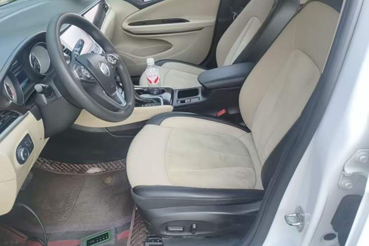 Used Buick Verano 2018 Sedan 15S Automatic Leading Model Left Front Seat