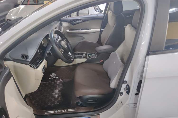 Used Buick Verano 2018 Sedan 15S Automatic Leading Model Left Front Seat