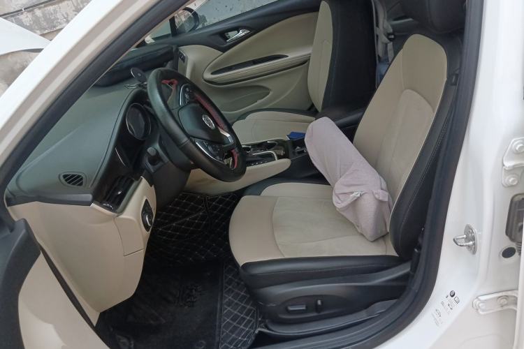 Used Buick Verano 2018 Sedan 15S Automatic Leading Model Left Front Seat