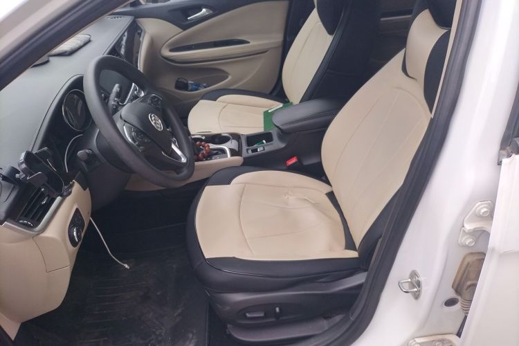 Used Buick Verano 2018 Sedan 15S Automatic Leading Model Left Front Seat