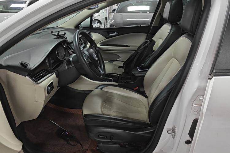 Used Buick Verano 2018 Sedan 15S Automatic Leading Model Left Front Seat