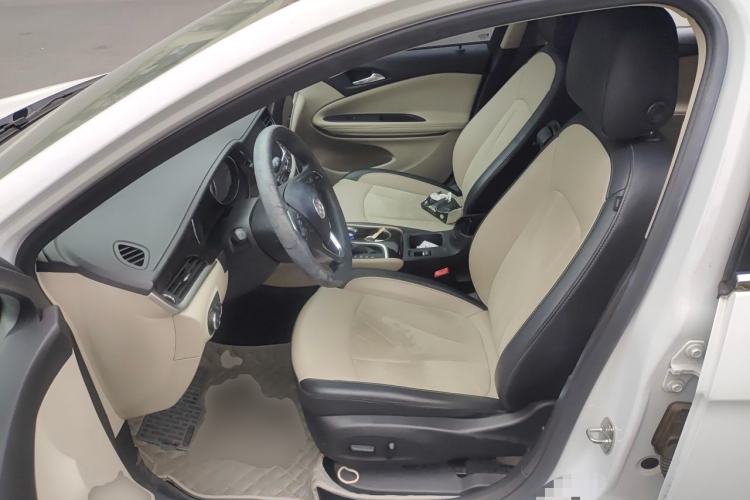 Used Buick Verano 2018 Sedan 15S Automatic Leading Model Left Front Seat