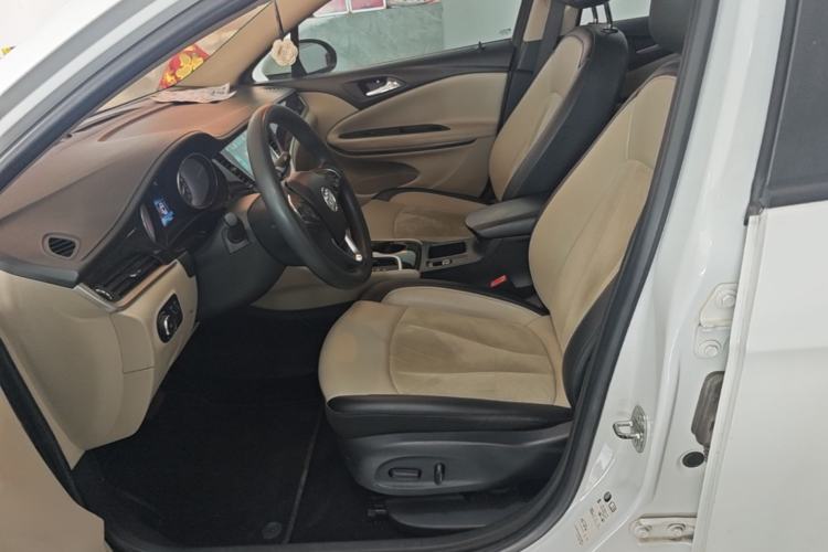 Used Buick Verano 2018 Sedan 15S Automatic Leading Model Left Front Seat
