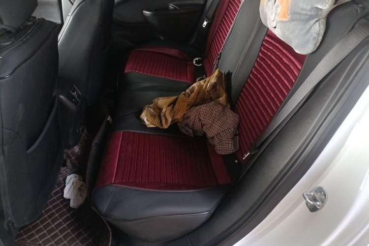 Used Buick Verano 2018 Hatchback 15S Automatic Leading Model Left Rear Seat