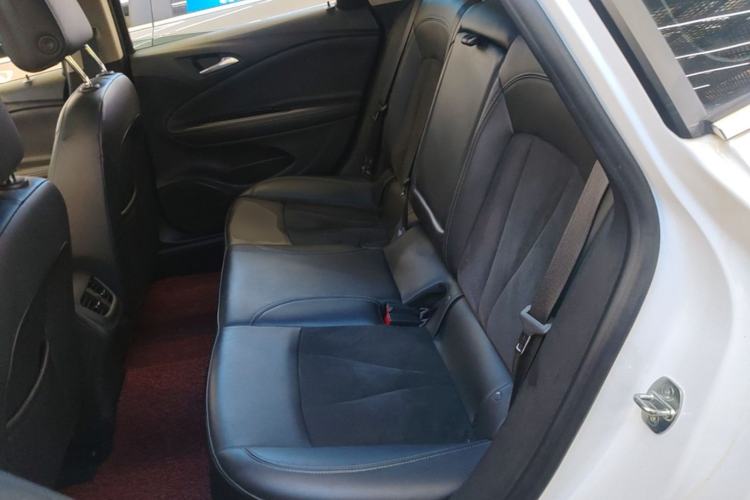 Used Buick Verano 2018 Sedan 20T Dual-Clutch Elite Model Left Rear Seat