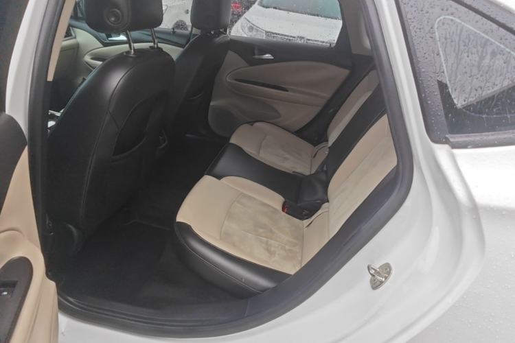 Used Buick Verano 2018 Sedan 15S Automatic Leading Model Left Rear Seat