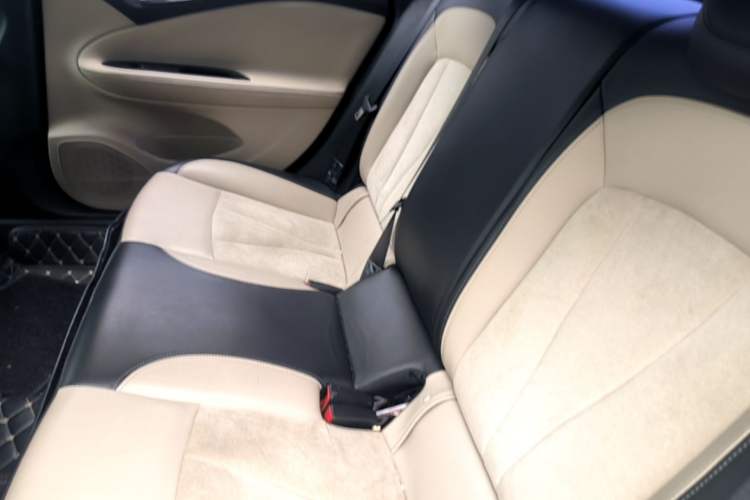 Used Buick Verano 2018 Hatchback 15S Automatic Leading Model Left Rear Seat