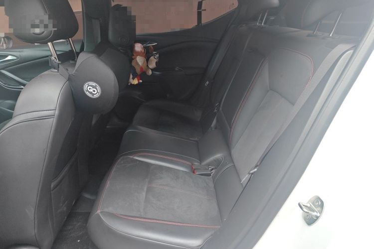 Used Buick Verano 2018 Hatchback GS 20T Dual-Clutch Leading Model Left Rear Seat