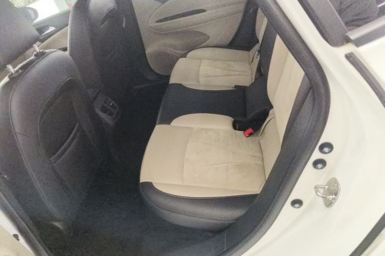 Used Buick Verano 2018 Sedan 15S Automatic Leading Model Left Rear Seat