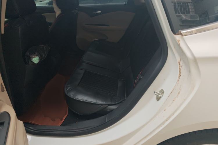 Used Buick Verano 2018 Sedan 15S Automatic Leading Model Left Rear Seat