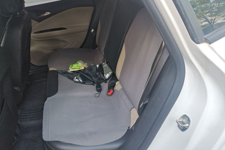 Used Buick Verano 2018 Sedan 15S Automatic Leading Model Left Rear Seat