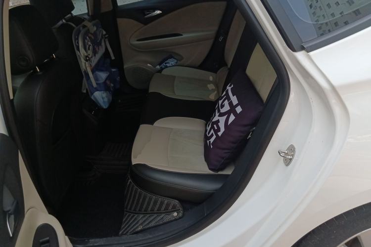 Used Buick Verano 2018 Sedan 15S Automatic Leading Model Left Rear Seat