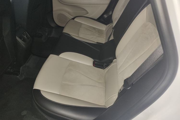 Used Buick Verano 2018 Sedan 15S Automatic Leading Model Left Rear Seat