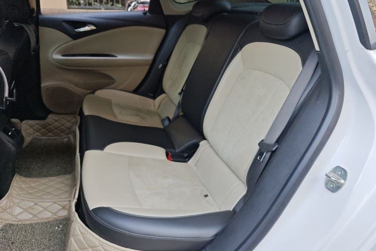Used Buick Verano 2018 Sedan 15S Automatic Leading Model Left Rear Seat
