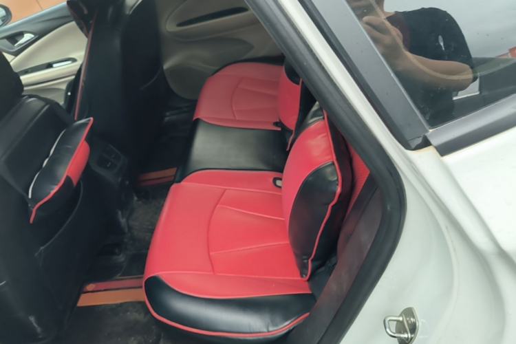 Used Buick Verano 2018 Sedan 15S Automatic Leading Model Left Rear Seat