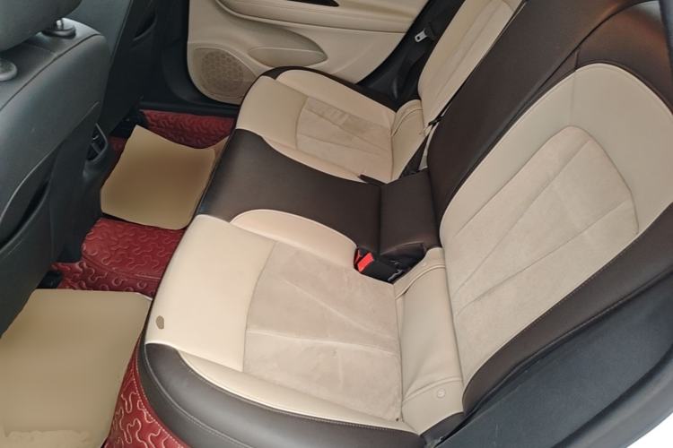 Used Buick Verano 2018 Sedan 15S Automatic Leading Model Left Rear Seat