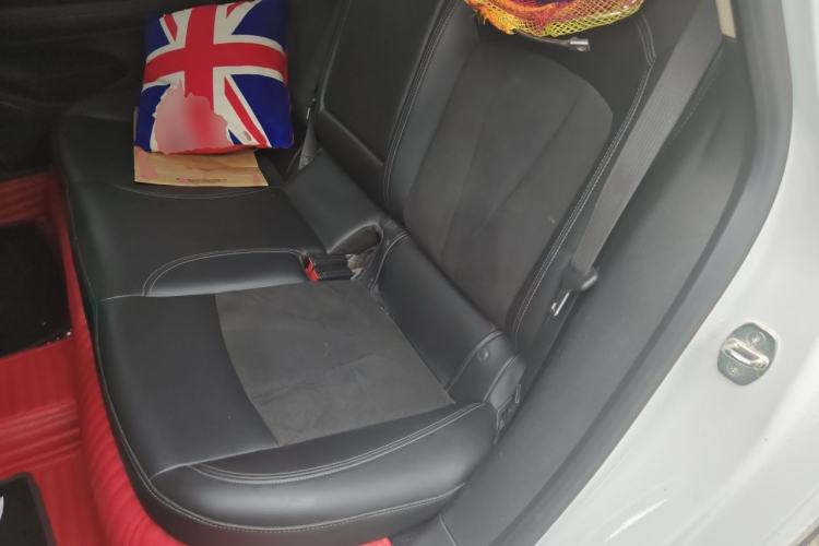Used Buick Verano 2018 Sedan 20T Dual-Clutch Leading Model Left Rear Seat