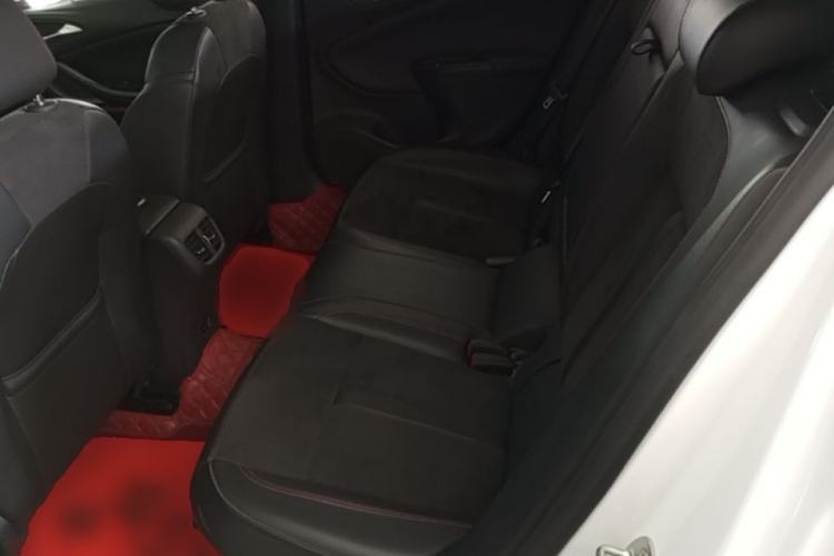 Used Buick Verano 2018 Hatchback GS 20T Dual-Clutch Luxury Model Left Rear Seat