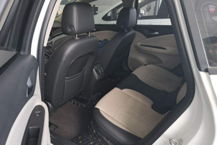 Used Buick Verano 2018 Sedan 15S Automatic Leading Model Left Rear Seat
