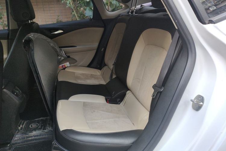 Used Buick Verano 2018 Sedan 15S Automatic Leading Model Left Rear Seat