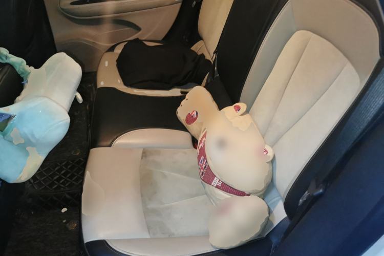 Used Buick Verano 2018 Sedan 15S Automatic Leading Model Left Rear Seat