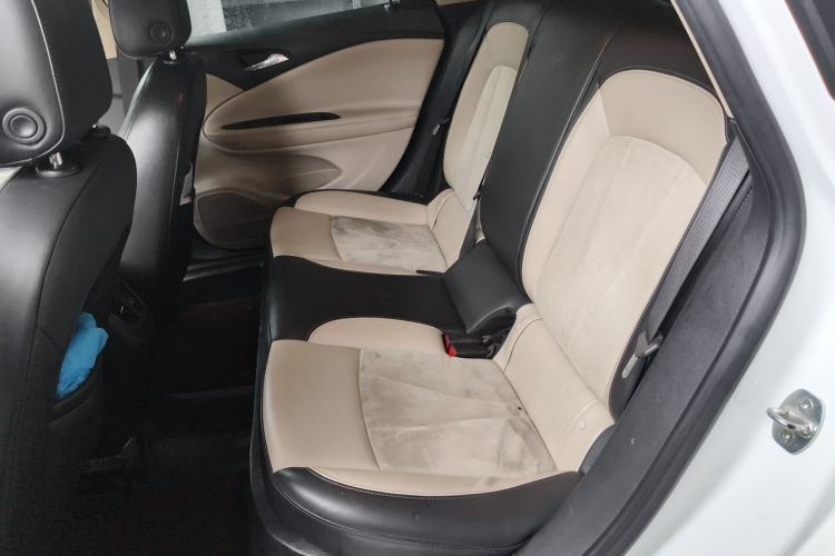 Used Buick Verano 2018 Sedan 15S Automatic Leading Model Left Rear Seat