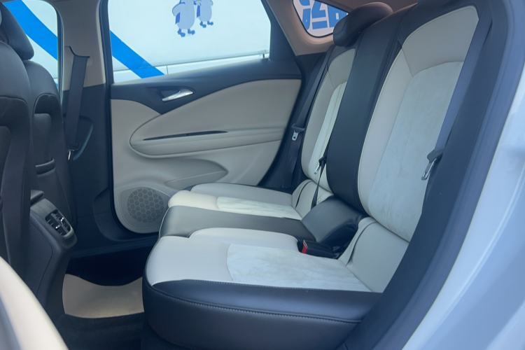 Used Buick Verano 2018 Sedan 15S Automatic Leading Model Left Rear Seat