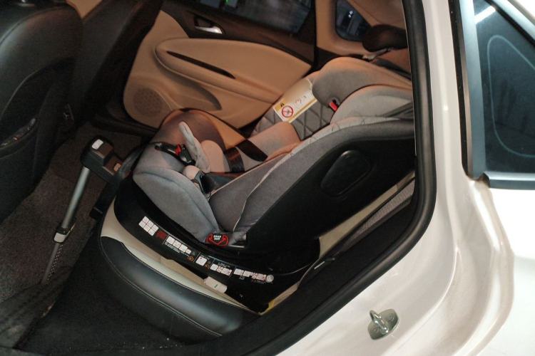 Used Buick Verano 2018 Sedan 15S Automatic Leading Model Left Rear Seat