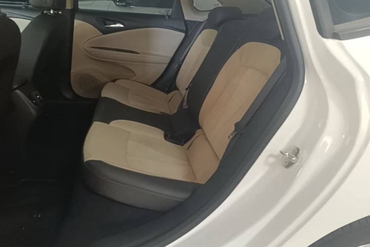 Used Buick Verano 2018 Sedan 15S Automatic Leading Model Left Rear Seat