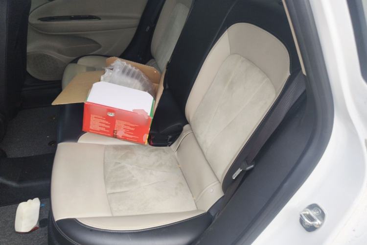 Used Buick Verano 2018 Sedan 15S Automatic Leading Model Left Rear Seat