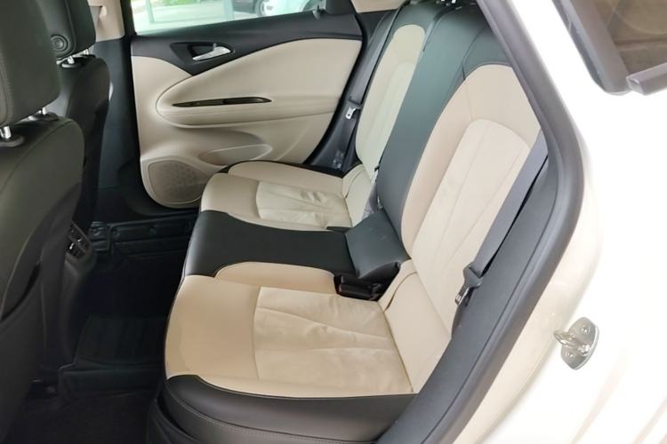 Used Buick Verano 2018 Sedan 15S Automatic Leading Model Left Rear Seat