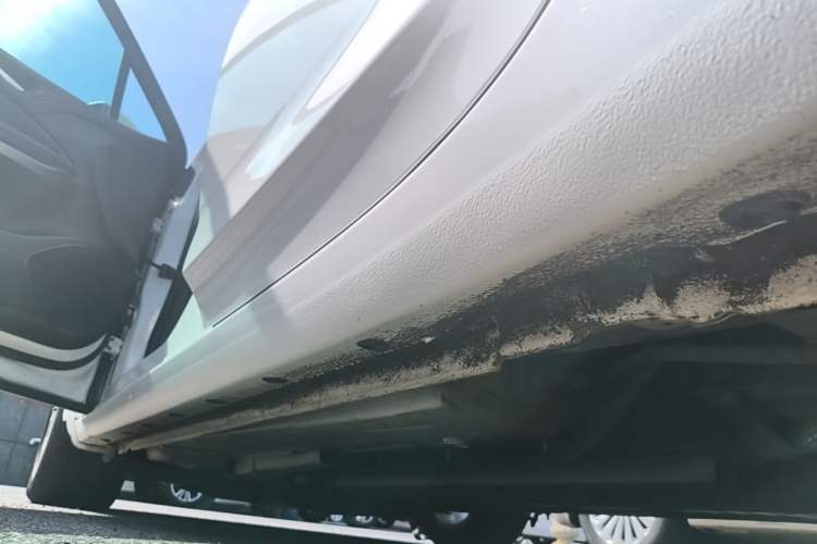 Used Buick Verano 2018 Sedan 20T Dual-Clutch Leading Model Left Side Sill