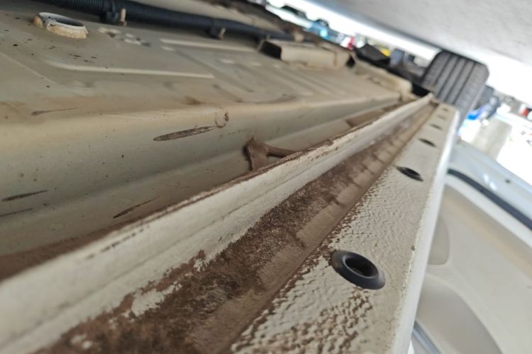 Used Buick Verano 2018 Sedan 15S Automatic Entry Model Left Side Sill