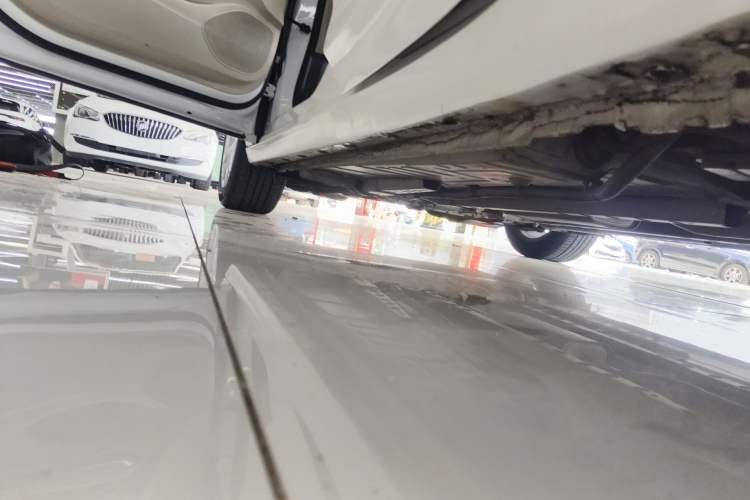 Used Buick Verano 2018 Sedan 15S Automatic Leading Model Left Side Sill