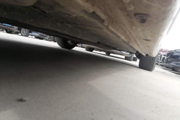 Used Buick Verano 2018 Sedan 15S Automatic Leading Model Left Side Sill