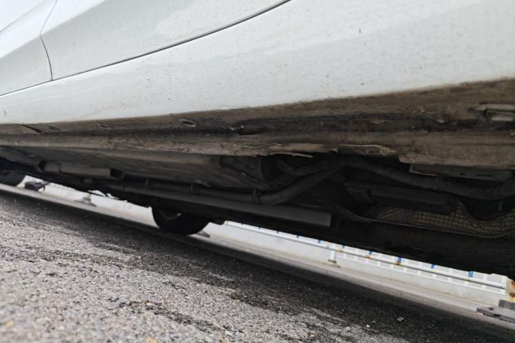 Used Buick Verano 2018 Sedan 15S Automatic Leading Model Left Side Sill