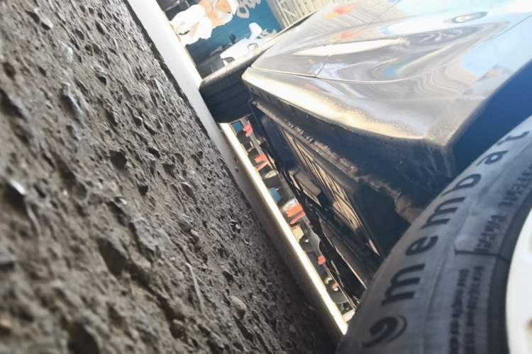 Used Buick Verano 2018 Sedan 15S Automatic Entry Model Left Side Sill