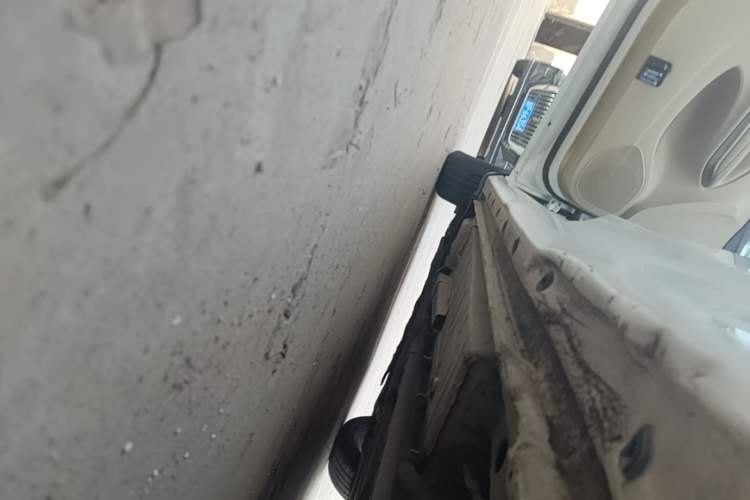 Used Buick Verano 2018 Sedan 15S Automatic Leading Model Left Side Sill