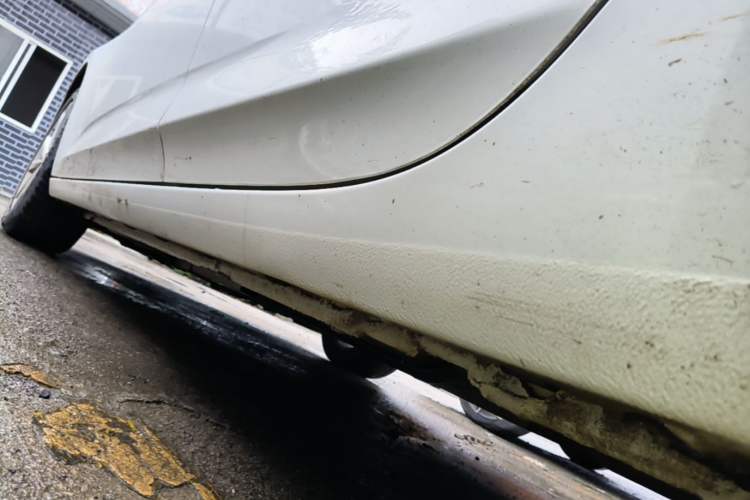 Used Buick Verano 2018 Sedan 15S Automatic Leading Model Left Side Sill