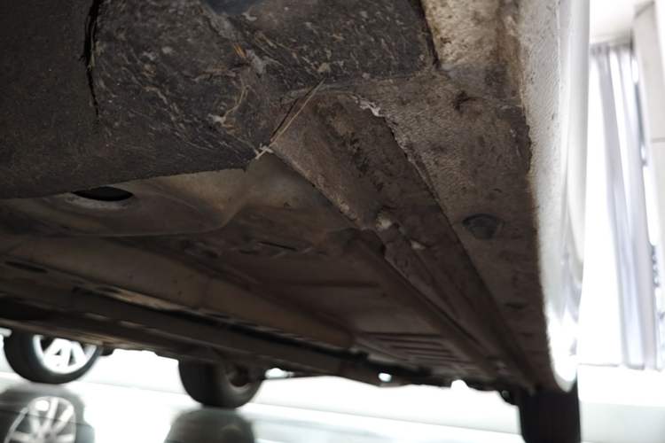 Used Buick Verano 2018 Sedan 15S Automatic Leading Model Left Side Sill