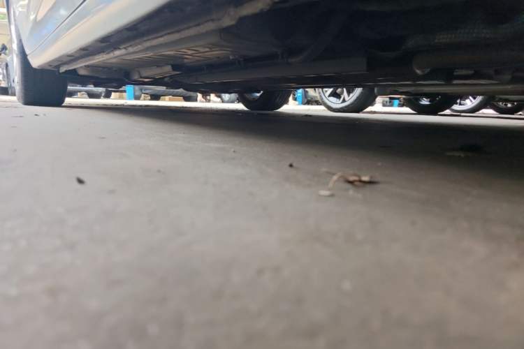 Used Buick Verano 2018 Sedan 15S Automatic Leading Model Left Side Sill