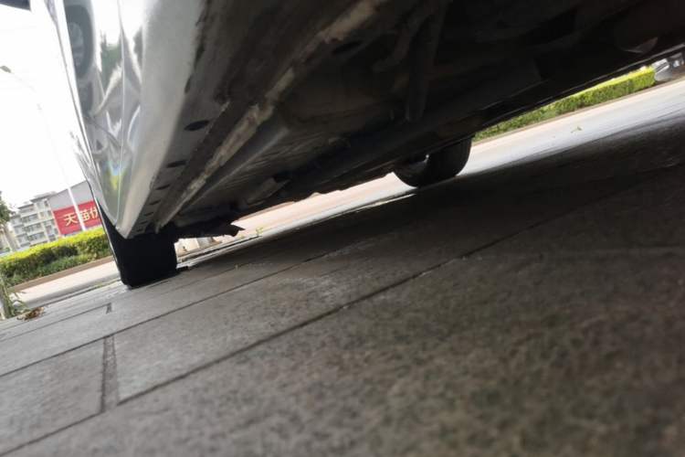 Used Buick Verano 2018 Sedan 20T Dual-Clutch Leading Model Left Side Sill