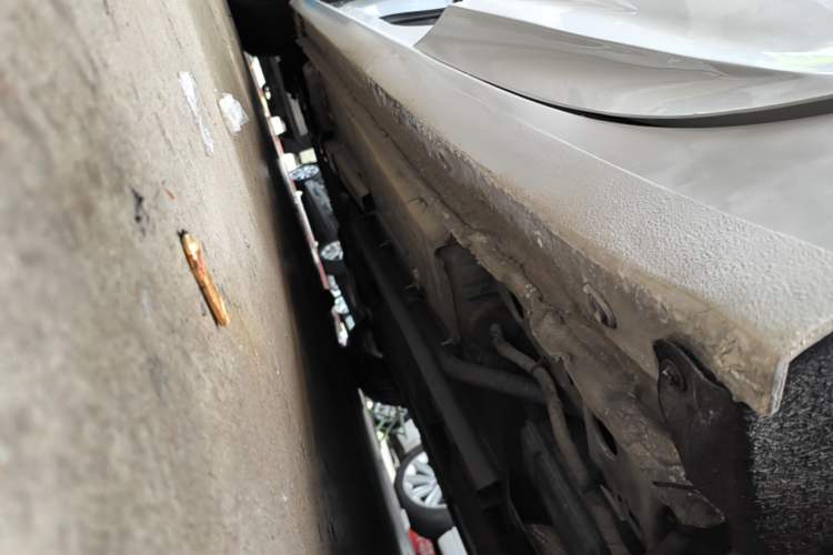 Used Buick Verano 2018 Sedan 15S Automatic Leading Model Left Side Sill